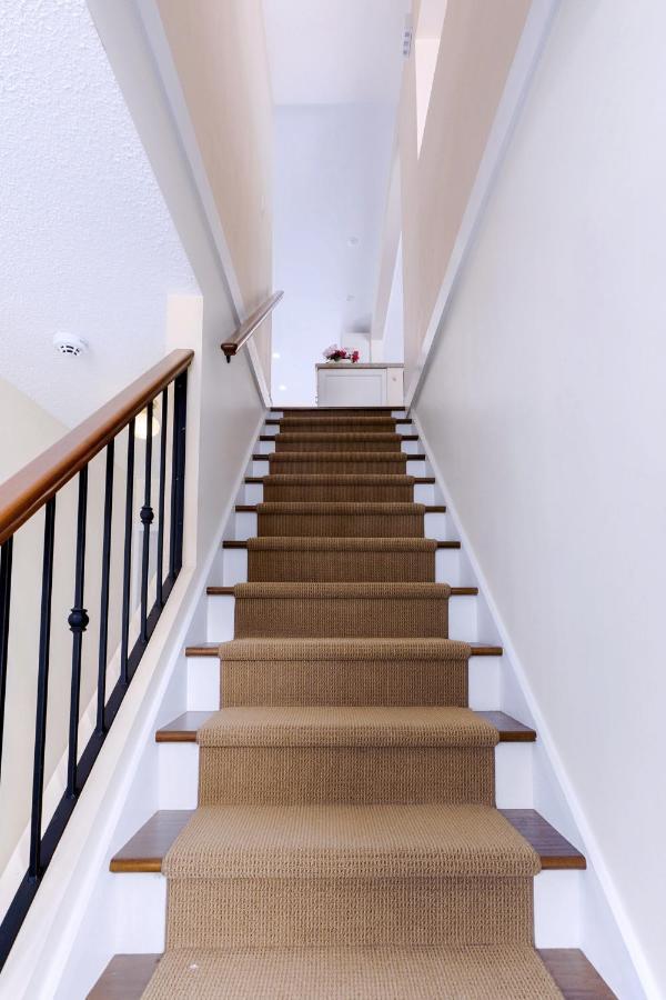 Lovely 3 Bedroom Port Moody Spacious Home 6 People Free Parking Luaran gambar